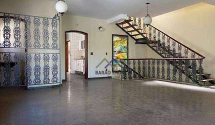 Casa com 4 dormitórios à venda, 251 m² por R$ 1.500.000,00 - Chácara Urbana - Jundiaí/SP