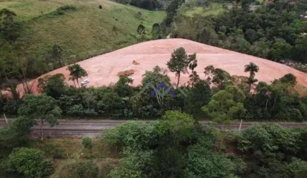 Terreno comercial à venda de 16.023,63m2 com projeto aprovado para Galpão