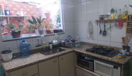 Casa com 3 dormitórios à venda, 276 m² por R$ 695.000,00 - Vila Santana II - Jundiaí/SP