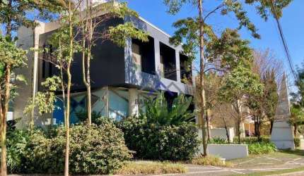 Excelente casa no Quinta das Laranjeiras de 600m2