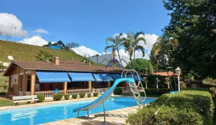 Linda Chácara à Venda com  4 suítes  em Itatiba