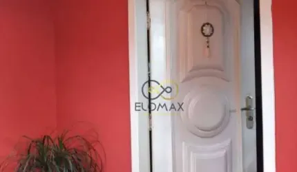 Vende -  Espaçoso Sobrado - Vila Cecy - Zona Norte - SP.