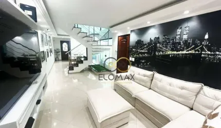 Casa com 3 suites, 7 vagas à venda, 233 m² por R$ 2.500.000 - Vila Regente Feijó - São Paulo/SP