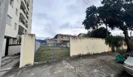 Terreno com 300m2 para Locação plano, murado no Parque Industrial.