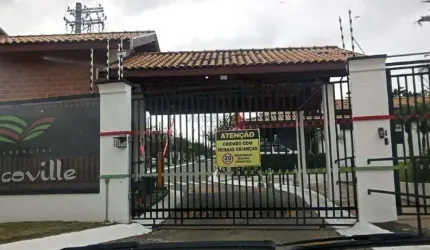 Casa em Condomínio à venda, 3 quartos, 1 suíte, 1 vaga, Barreiro - Taubaté/SP