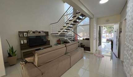 Casa em Condomínio à venda, 3 quartos, 3 suítes, 2 vagas, Loteamento Residencial Campos do Conde III - Tremembe/SP