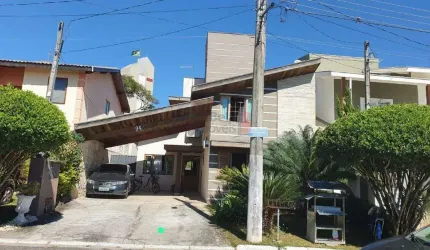 Viva o Sonho no Jardim das Hortências: Sobrado com 4 Quartos, sendo 2 e piscina