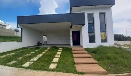 Uma Casa em Fase Final de Construção Espera por Você!