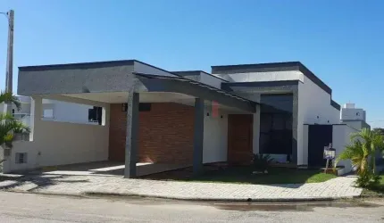Casa nova no condominio Alphaville, Taubaté