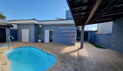 Casa em Condomínio para aluguel, 3 quartos, 3 suítes, 2 vagas, Condominio Residencial Real Ville - Pindamonhangaba/SP