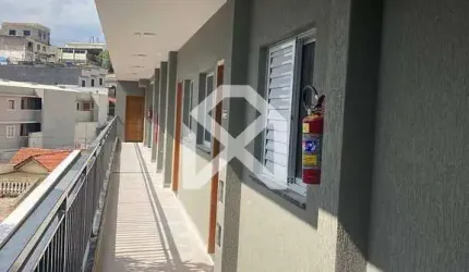 Apartamento à venda 40m2 com 2 dorm; sem vaga; próx Hospital Paranaguá e Municipal Alipio Correa, P