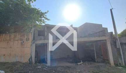 Casa à venda com Terreno de 265m, 3 dormitórios, 1 suiíte, 2 vagas de garagem, Jardim Shangri-Lá, A