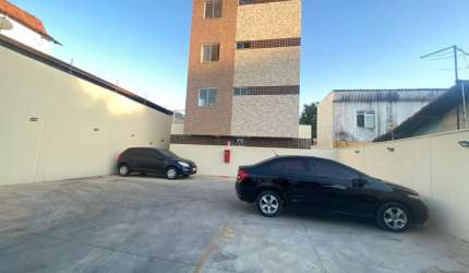 COBERTURA DE DOIS QUARTOS NO SANTA AMÉLIA