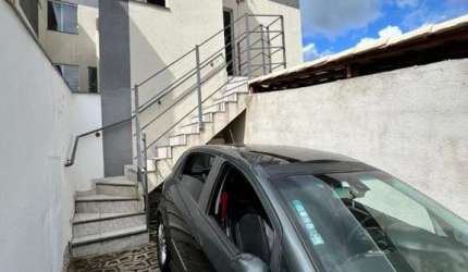 CASA GEMINADA DE DOIS QUARTOS NO BAIRRO ESPERANÇA ( JUSTINÓPOLIS )