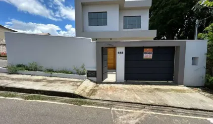 CASA DE ALTO PADRÃO COM 04 QUARTOS NO CONJUNTO OVÍDIO GUERRA