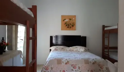 Alugo suíte mensal até 8/10/2025
