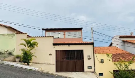 Casa à venda no bairro Mirante das Agulhas em Resende/RJ