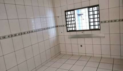 Casa com 2 Quartos, 2 vagas de garagem à venda - Sarandi - PR