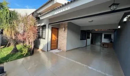 CASA 03 QUARTOS COM 01 SUITE.