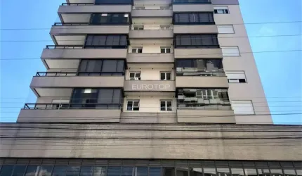 Ótimo apartamento com 2 suítes e lavabo!