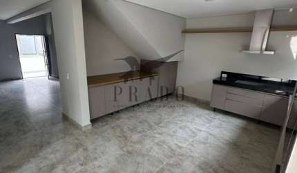 CASA EM CONDOMÍNIO COM 3 DORMITÓRIOS E SUÍTE EM ATIBAIA/SP