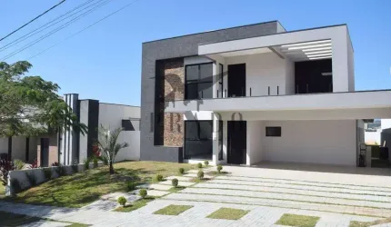 CASA EM CONDOMINIO 04 SUÍTES - COND FIGUEIRA GARDEN - ATIBAIA/SP