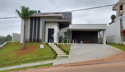 CASA TÉRREA 3 SUÍTES E PISCINA - CONDOMINIO SHAMBALA III