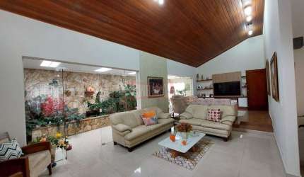 Casa à venda, 3 quartos, 1 suíte, 4 vagas, Jardim São Caetano - São Caetano do Sul/SP