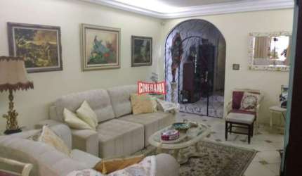 Sobrado à venda, 3 quartos, 1 suíte, 4 vagas, Campestre - Santo André/SP