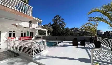 Casa  5 dorms, a/c 428 m² a/t 1.150m2 a Venda condomínio na Granja Viana