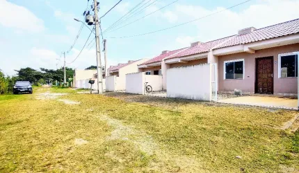 Casa a venda em Pontal do Paraná