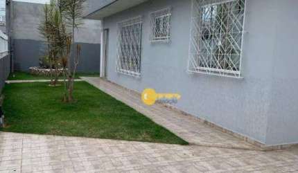 CASA NO BAIRRO CENTRO! 2 dormitórios, jardim, sala de estar, centro, itajaí