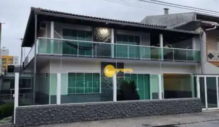 LINDA CASA MOBILIADA COM DOIS PAVIMENTOS! Bairro Cordeiros