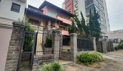Casa com 4 quartos à venda na Colina Sorriso, Caxias do Sul , 407 m2 por R$ 2.750.000