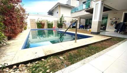 CA 1700 Casa 350m², Em Condomínio, 3 Suites, + Estar Intimo , Gabinete,  4 Vagas, Piscina, Deck e Churrasqueira , Dunas