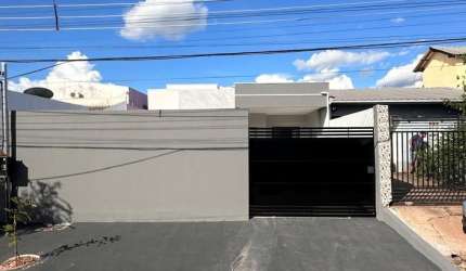 casa 3/4 c/suíte jockey clube