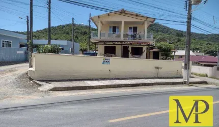 Sobrado com 9 dormitórios à venda, 280 m² por R$ 1.600.000,00 - Praia de Armação - Penha/SC