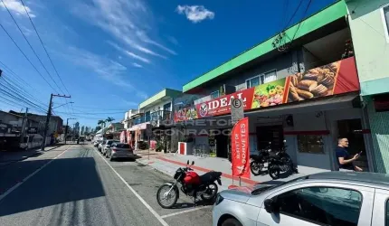 Sobrado - Venda - Balneario Camboriu, Santa Catarina