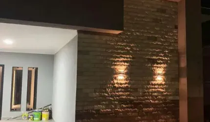 CASA NOVA COM ÓTIMO ACABAMENTO NO BAIRRO PIONEIROS