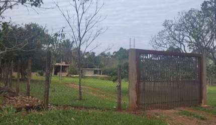 MARAVILHOSO SITIO DENTRO DE CAMPO GRANDE