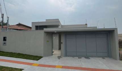 CASA RECÉM CONSTRUIDA NO CARANDÁ BOSQUE