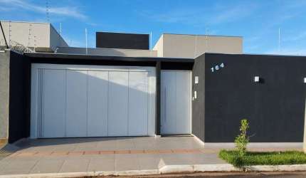 Casa com 03 suítes no Água Limpa Park
