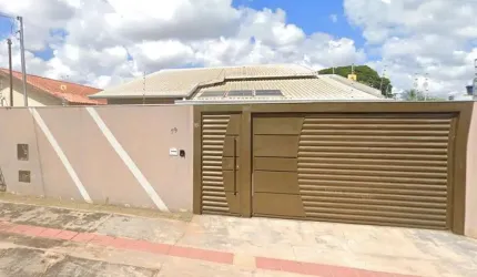 Ampla casa com área gourmet no Serradinho