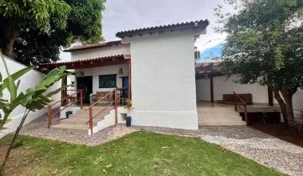 CASA COLONIAL MARAVILHOSA EM BONITO/MS