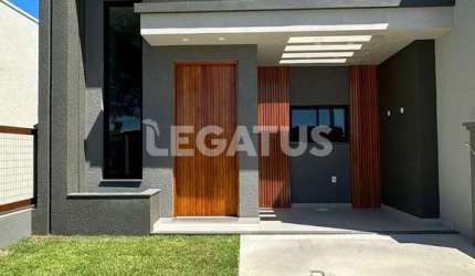 Casa com 3 quartos à venda na Rua Miraguaia, 576, Jardim Beira Mar, Capão da Canoa por R$ 560.000