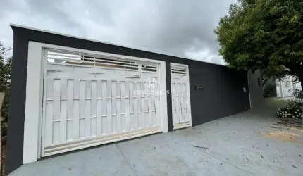 Casa com 3 quartos à venda na Benedicto Amgarten, Jardim Bela Vista, Indaiatuba por R$ 745.000