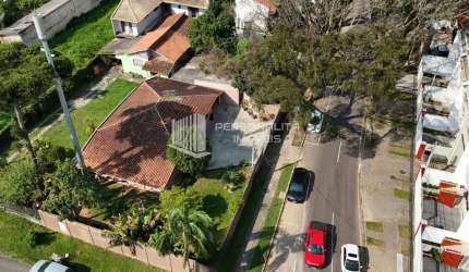 Excelente Terreno para Investimento - Esquina à Venda na Rua Júlia Wanderlei
