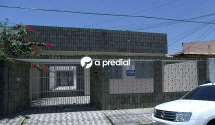 Casa com ótima Localização