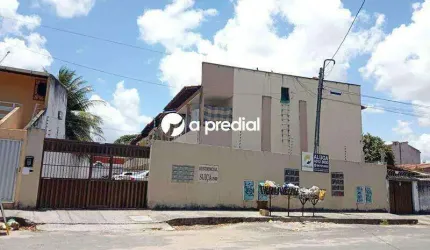 Casa com 3 quartos, ao lado do Colégio Provecto e Lagoa da Maraponga.