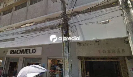 Sala em prédio comercial, próximo a Praça do Ferreira.